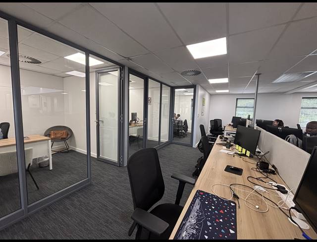 967M² OFFICE TO LET IN PLATTEKLOOF 1